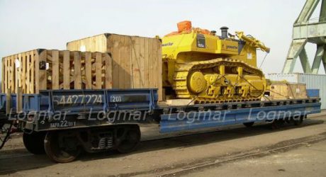 Отправка экскаватора Komatsu D-155А по железной дороге из Красноярска в Карелию